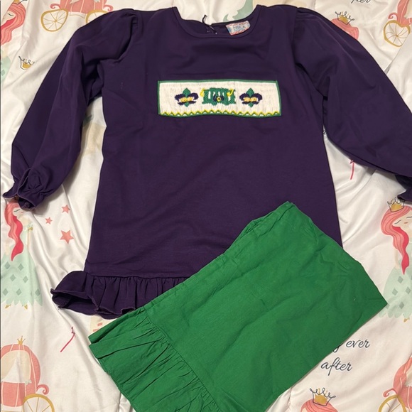 Mardi Gras smocked pants set - Picture 1 of 3